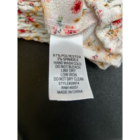 Monteau Floral Crop Top Women Size M Smock Waist Short Flutter Sleeves Scoop - Picture 8 of 10